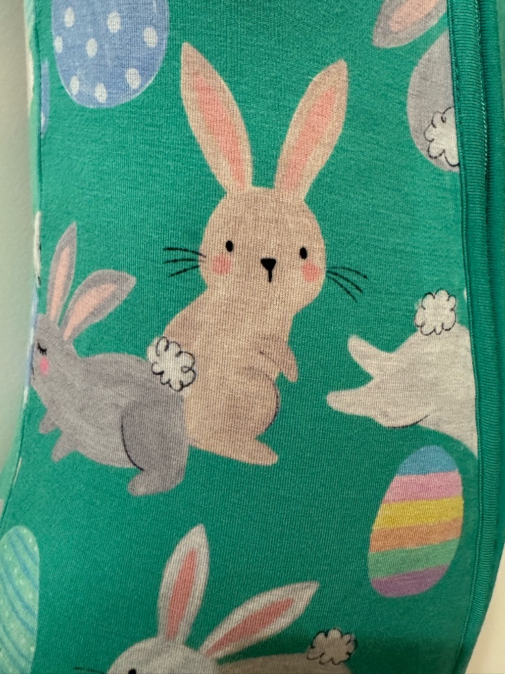Little Sleepies ‘Hoppy Days’ Shorty Zippy - Picture 4 of 8